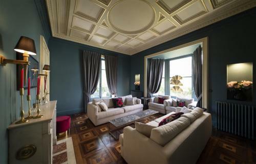 Exceptionnel Chalet Napol�onien Avec Piscine