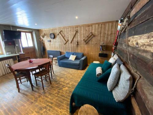 Apartamento Authentique Logement De Colpoteur