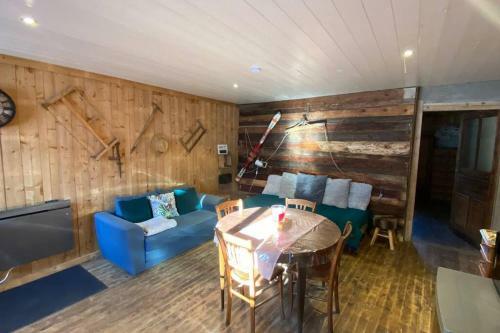 Apartamento Authentique Logement De Colpoteur