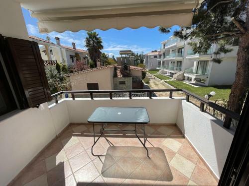 Hostal Galazia Akti Seaside Apartments