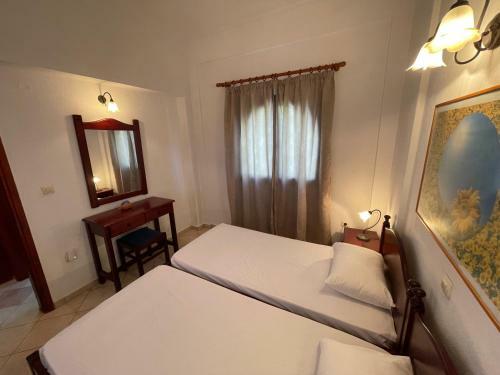 Hostal Galazia Akti Seaside Apartments