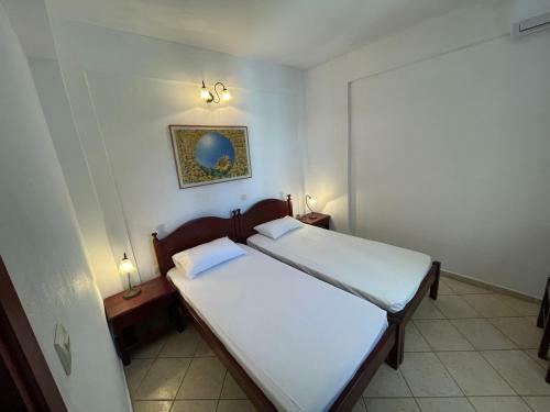 Hostal Galazia Akti Seaside Apartments