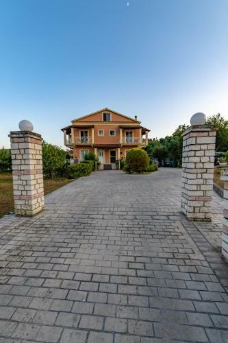 Villa Logas