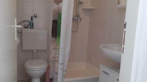 Apartments Dobri - 500m From Beach