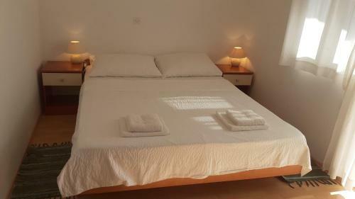 Apartments Dobri - 500m From Beach