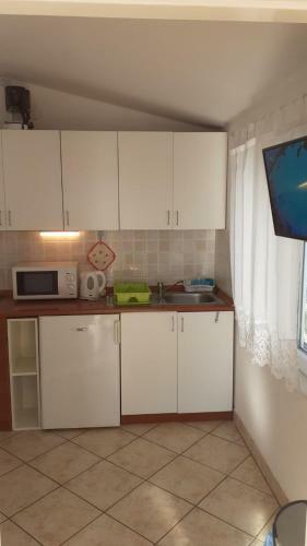 Apartments Dobri - 500m From Beach