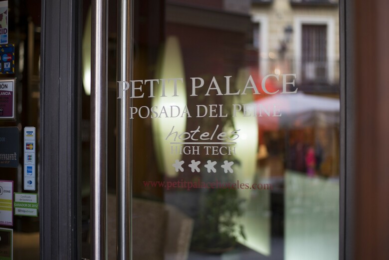 Hotel Petit Palace Posada Del Peine