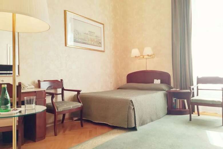 Grand Hotel