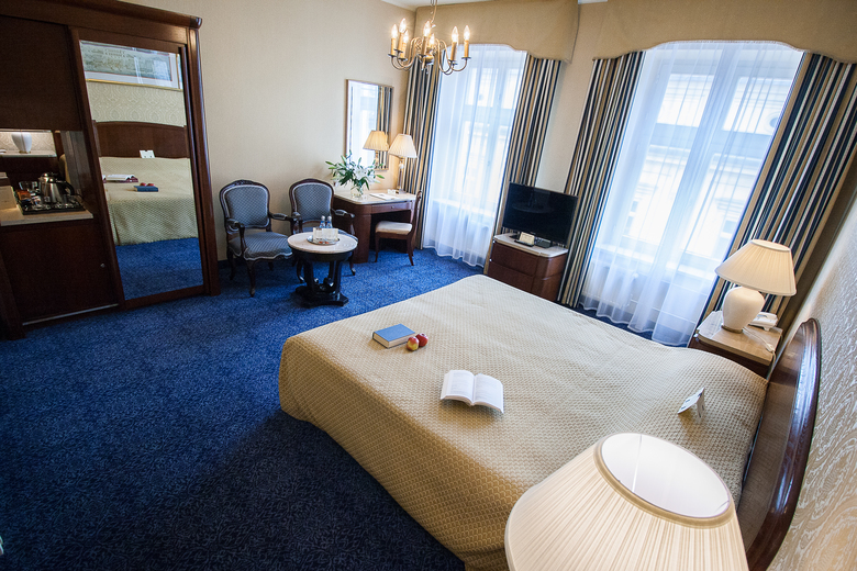 Grand Hotel