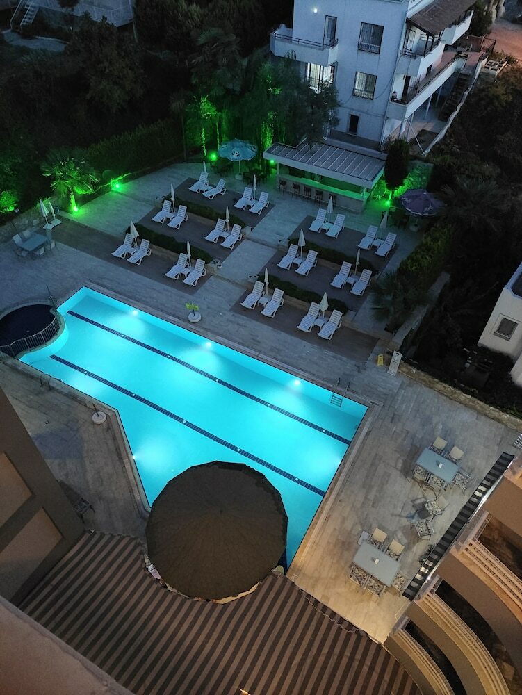 Happy Apart Hotel
