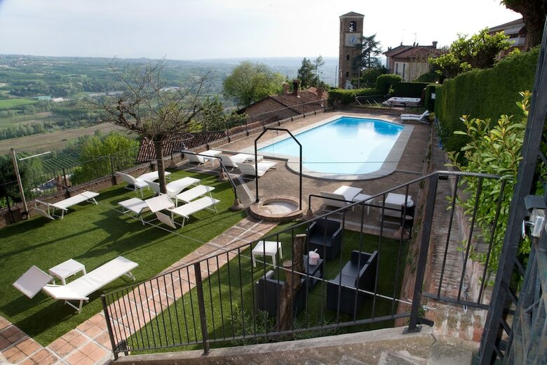 Hotel Castello Di Santa Vittoria