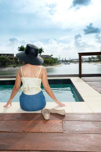 Apartamentos Saltwater Villas - Pet Friendly Accommodation