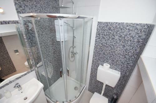 Hostal Sziklakert Fogad�