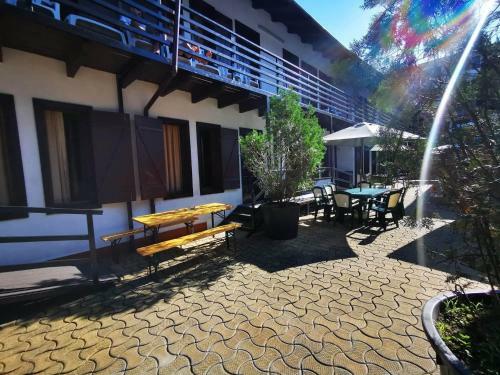 Hostal Complex Tropical