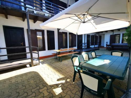 Hostal Complex Tropical