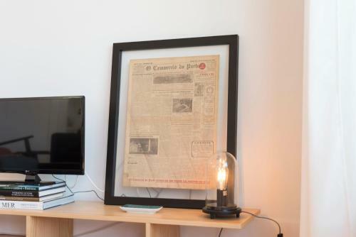 Lovelystay - Top Floor Balcony Apartment