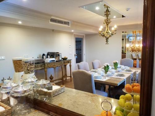 Bed & Breakfast Private Villa Porto