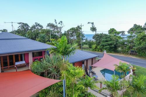 Pandanus Holiday Apartments