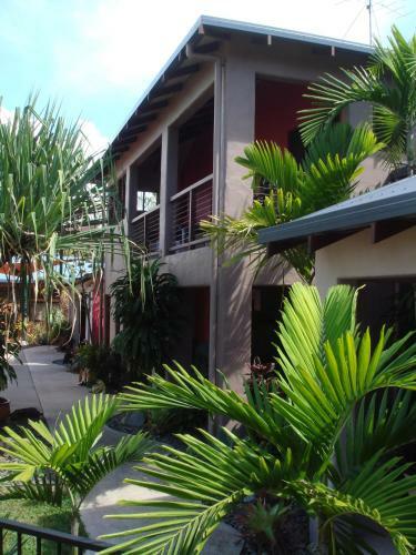 Pandanus Holiday Apartments