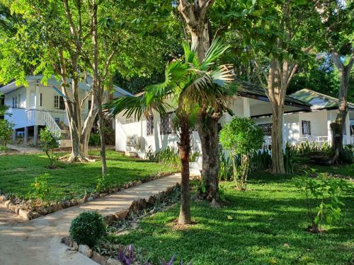 Hotel Blue Bay Bungalow