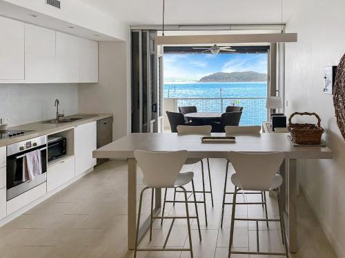 1 Bright Point Apartment 2303