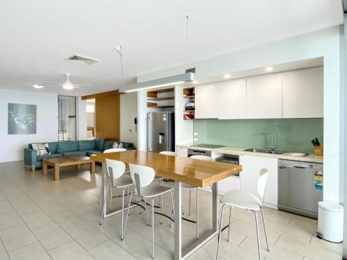 1 Bright Point Apartment 4502