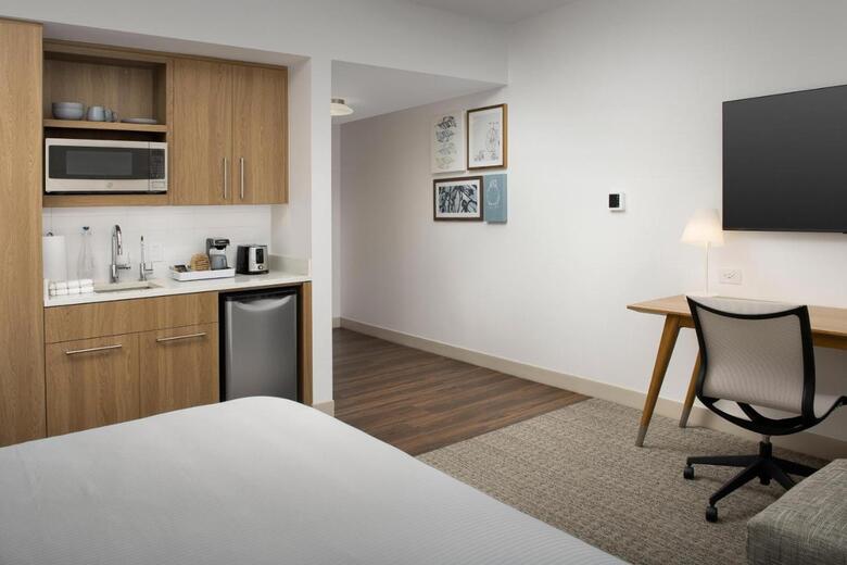 Hotel Element Jacksonville Beach