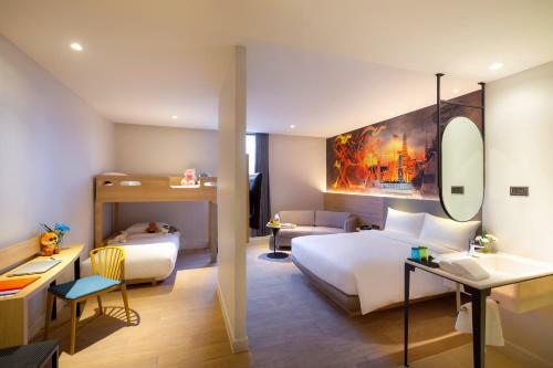 Hotel Ibis Styles Bangkok Ratchada