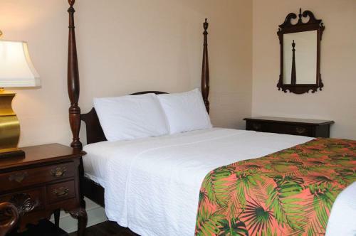 Posada The Porch On Frances Inn - Adults Exclusive