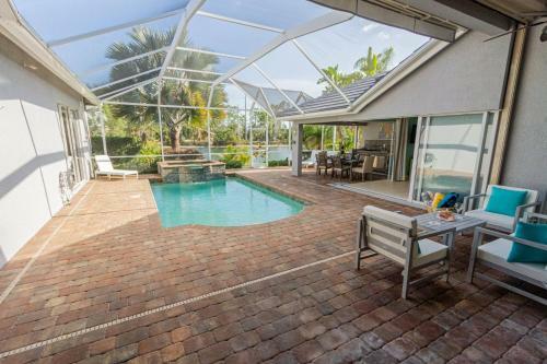 Briarwood-1064 Tivoli Dr