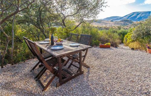 Three-bedroom Holiday Home In El Gastor