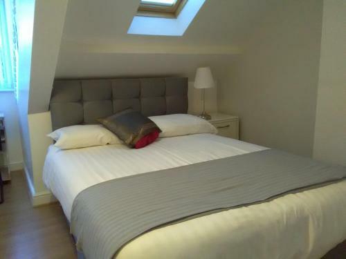 Clifton Hotel & Bar Newcastle