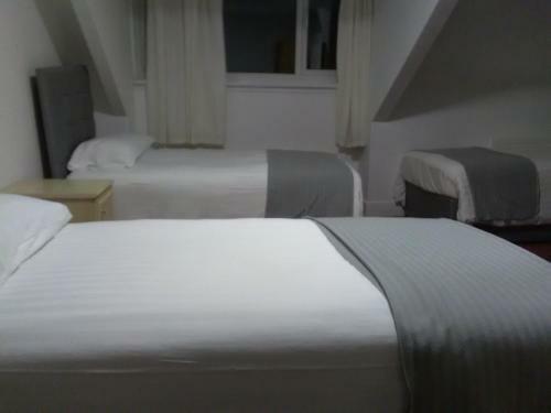 Clifton Hotel & Bar Newcastle