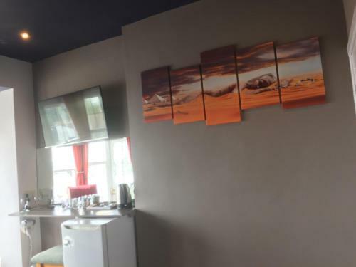 Hostal Poltair Guest House