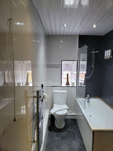 Hostal Frederick Douglass - Rooms In The City