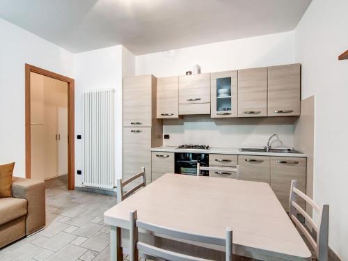 Classy Apartment In Cupramontana With Swimming Pool