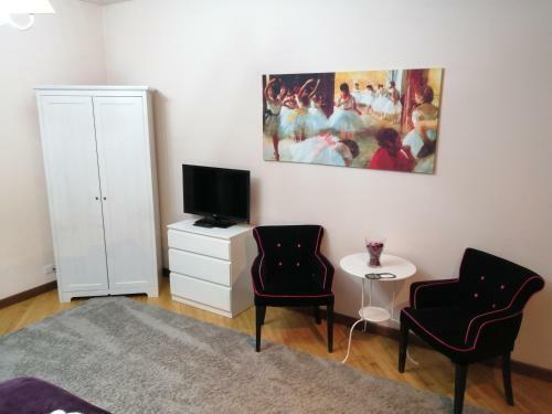 Hostal Megaride Guest House