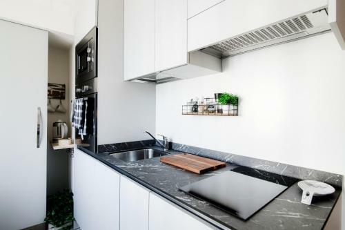 Myhomeincomo - S&o Apartment