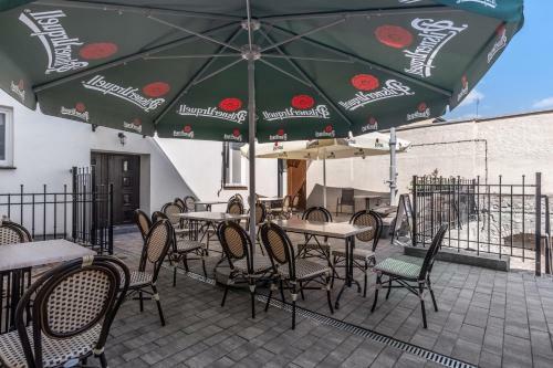 Bed & Breakfast Kawerna Obornicka Pod Or?em Noclegi