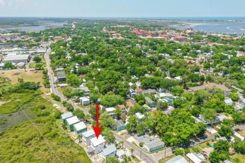 200 Riberia - Downtown Waterfront Luxury Home