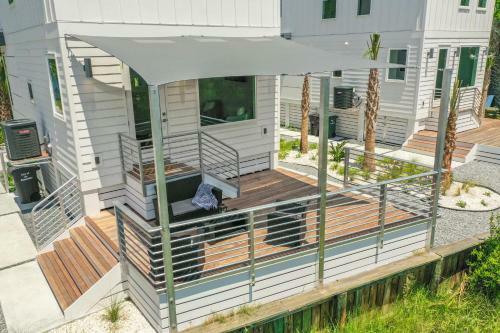 200 Riberia - Downtown Waterfront Luxury Home