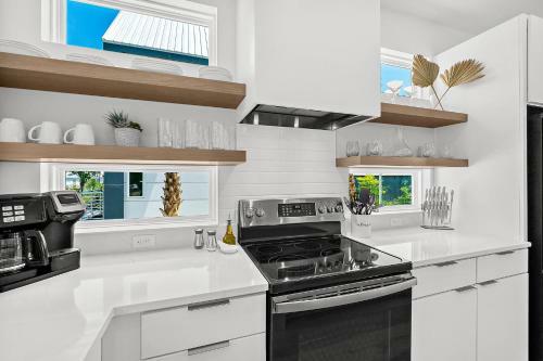 200 Riberia - Downtown Waterfront Luxury Home