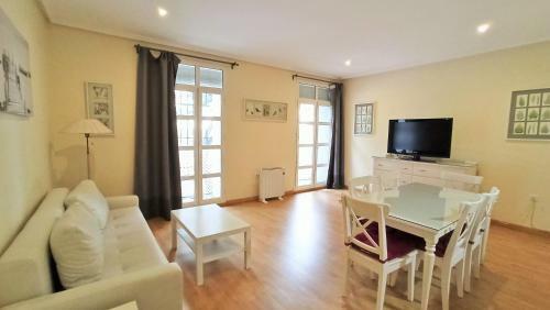 Apartamentos Ribera Del Puerto
