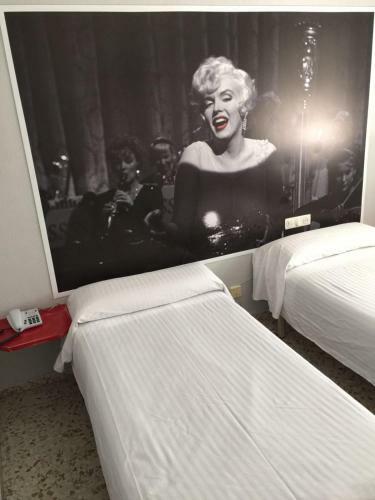 Hotel Sur Utopia