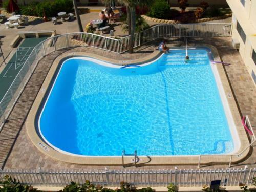 121 Surf Song Resort