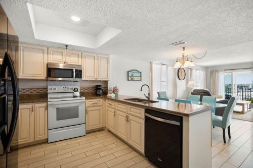 405 Beach Place Condos