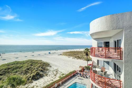 305 Sandy Shores Condos