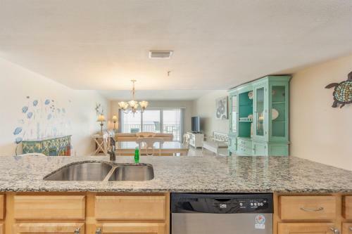 209 Beach Place Condos