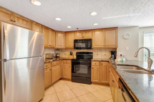 106 Beach Place Condos