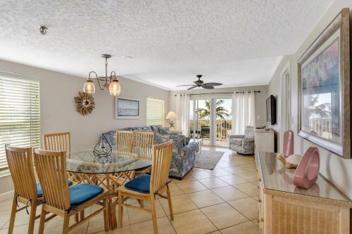 106 Beach Place Condos